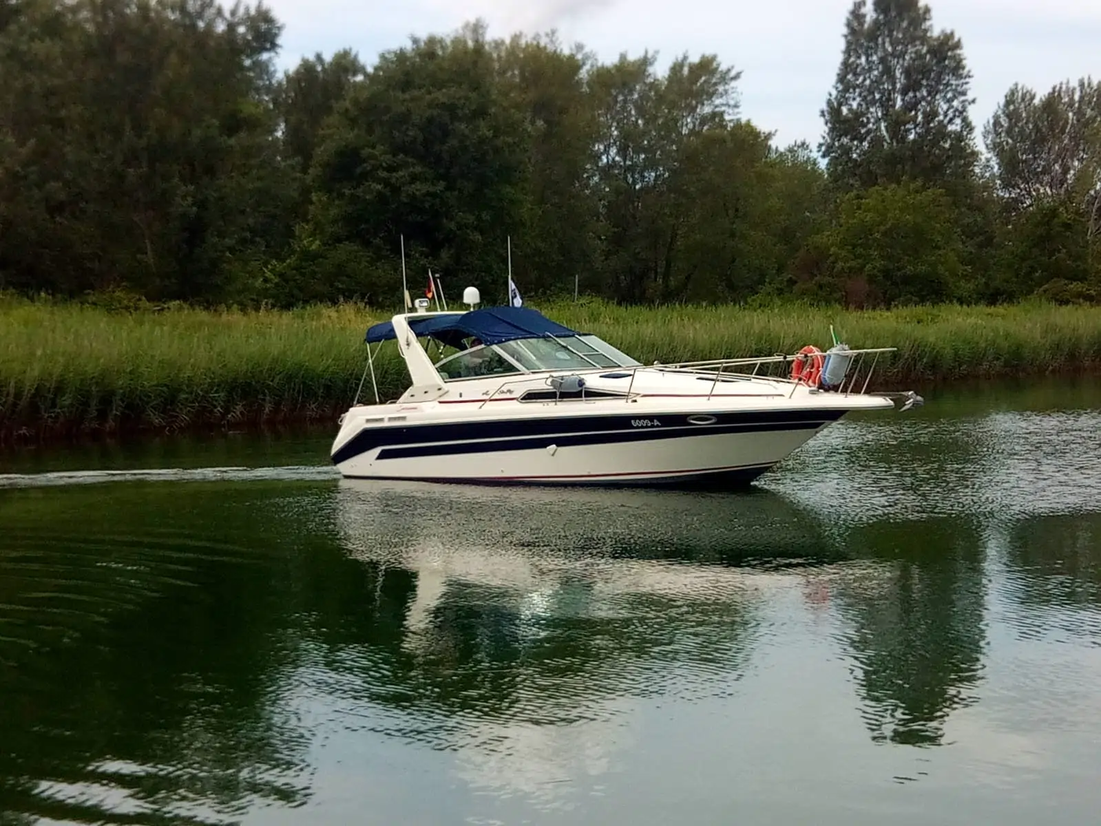 Sea Ray 29 at Istra Nautika